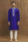 Arihant Rai Sinha_Blue Brocade, Silk Embroidery Paisley Threadwork Straight Kurta _Online_at_Aza_Fashions