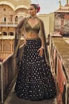 Buy_LASHKARAA_Black Brocade Embroidery Thread Sweetheart Neck Flower Butti Pattern Lehenga Set _at_Aza_Fashions