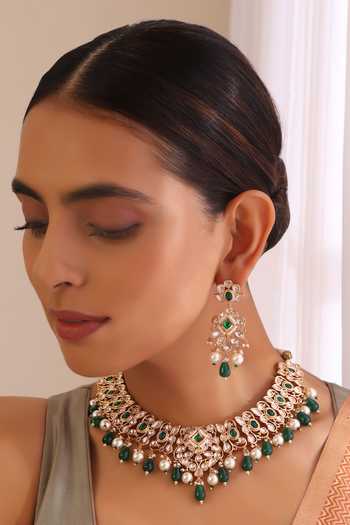 Shop_Swabhimann_Green Stones Polki And Embellished Choker Necklace Set _Online_at_Aza_Fashions
