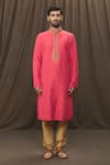 Samyukta Singhania_Red Kurta Slub Silk Full Sleeve And Metallic Churidar Set _Online_at_Aza_Fashions