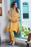 Buy_Bo tree_Yellow Modal Satin Silk Embroidered Floral Notched Sona Kurta Pant Set _at_Aza_Fashions