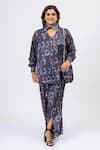 Shop_Mamicha_Black Satin Crepe Print Mosaic Collar Shirt With Pant 