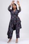 Buy_Mamicha_Black Satin Crepe Print Mosaic V Nighthawks Asymmetric Tunic With Pant 