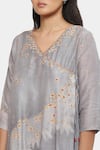 Satya Paul_Grey Soft Chanderi Floral V Neck Pattern Angarkha And Pant Set _at_Aza_Fashions