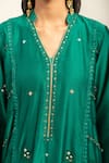 Shetab Kazmi_Green Pure Chanderi Embroidered Resham V Neck Aari Side Panelled Kurta Pant Set _at_Aza_Fashions