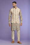 Buy_Kora By Nilesh Mitesh_Green Silk Printed Chevron Bundi And Kurta Set _at_Aza_Fashions