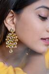 Buy_Do Taara_Gold Plated Kundan Embellished Floral Pattern Earrings _at_Aza_Fashions