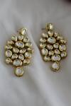 Shop_Do Taara_Gold Plated Kundan Embellished Floral Pattern Earrings _at_Aza_Fashions
