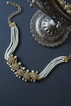 Shop_Do Taara_Gold Plated Kundan And Pearl Embellished Choker Necklace _at_Aza_Fashions