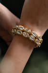 Buy_Do Taara_Gold Plated Kundan Bracelet _at_Aza_Fashions