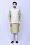 Arihant Rai Sinha_Cream Art Silk Thread Work Bloom Ditzy Floral Bundi Kurta Set _at_Aza_Fashions