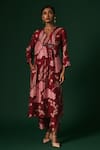 Buy_Arte-Alter_Maroon Woven Mulberry Silk Tecoma Kurta And Pant Set  _at_Aza_Fashions