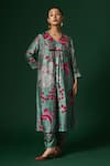 Arte-Alter_Green Handwoven Mulberry Silk Hand Printed And Jasmine Kurta & Pant Set  _Online_at_Aza_Fashions