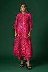 Buy_Arte-Alter_Pink Handwoven Mulberry Silk Hand Printed Petunia Kurta And Pant Set  _at_Aza_Fashions