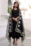 Buy_ASRUMO_Black Muslin Hand Embroidered Aari Work Notched Anarkali Pant Set With Dupatta _at_Aza_Fashions