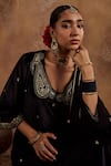 Buy_Roze_Black Kurta And Palazzo- Lycra Velvet Hand Embroidered Floral Blunt V Razia Set _Online_at_Aza_Fashions