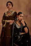 Roze_Black Kurta And Palazzo- Lycra Velvet Hand Embroidered Floral Blunt V Razia Set _at_Aza_Fashions