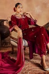 Buy_Roze_Pink Kurta And Palazzo- Micro Velvet Hand Embroidered Floral Razia Paisley Set 