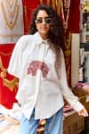 Buy_Jodi_White Mangalgiri Hand Embroidered Applique And Thread Watson Shirt  _at_Aza_Fashions