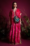 Shop_tara thakur_Fuchsia Velvet Embroidered Conch Shell V-neck Zari Kaftan Dress  _at_Aza_Fashions