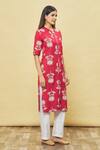 Samyukta Singhania_Maroon Rayon Floral Print Kurta_Online_at_Aza_Fashions