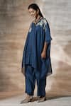 Neeta Bhargava_Blue Chanderi Embroidery V-neck Placement Floral Pattern Kaftan With Palazzo _Online_at_Aza_Fashions