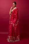 Buy_Vedika M_Multi Color Blouse Sequin Abstract Print Deep V Neck Pre-stitched Saree With _Online_at_Aza_Fashions