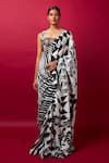 Buy_Vedika M_Multi Color Blouse Sequin Abstract Print Sweetheart Neck Pre-stitched Saree _at_Aza_Fashions