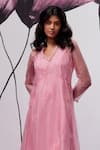 Zoon_Pink Kurta Pure Silk Organza Embroidered Sequin V-neck Thread Pant Set _Online_at_Aza_Fashions