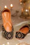 Buy House Of Vian Black Eshel Cutdana Embroidered Juttis at Aza Fashions Buy_House Of Vian_Black Eshel Cutdana Embroidered Juttis _at_Aza_Fashions
