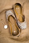 Azora_Gold Stone Metallic Cutdana Embellished Juttis _Online_at_Aza_Fashions