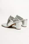 Buy_The Alter_Silver Solid Braided Kolhapuri Block Heels 