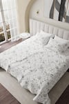 Buy_Houmn_White Cotton Floral Uplift Pattern Bedsheet Set _at_Aza_Fashions