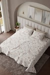 Buy_Houmn_White Cotton Floral Urbanite Print Bedsheet Set _at_Aza_Fashions