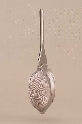 Ampm_Silver Kudrat Abstract Handle Bag _Online