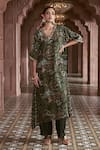 Buy_Megha Pitti_Emerald Green Bemberg Silk Printed Floral V Neck Kurta And Pant Set _at_Aza_Fashions