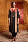 Shivani Bhargava_Black Cotton Embroidery Thread Notched Patchwork Kurta _at_Aza_Fashions
