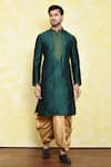 Buy_Samyukta Singhania_Green Art Silk Embroidered Leaf Placket Kurta Set _at_Aza_Fashions