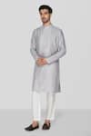 Buy_Sanjev Marwaaha_Grey Cotton Silk Embroidered Thread Placket Kurta With Pant _at_Aza_Fashions