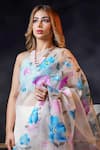 Avalipt_White 100% Silk Organza Handpainted Floral Aphrodite Saree  _Online_at_Aza_Fashions