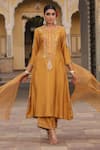 Buy_Label Niti Bothra_Yellow Silk Embroidered Pearl Round Applique Motif Kurta Pant Set _at_Aza_Fashions