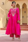 Buy_Label Niti Bothra_Pink Pure Banarasi Spun Silk Embroidered Pearl Motif Kurta And Palazzo Set_at_Aza_Fashions