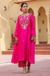 Label Niti Bothra_Pink Pure Banarasi Spun Silk Embroidered Pearl Motif Kurta And Palazzo Set_Online_at_Aza_Fashions