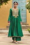 Buy_Label Niti Bothra_Green Anarkali Pure Banarasi Spun Silk Embroidery Floral Yoke With Palazzo _Online_at_Aza_Fashions