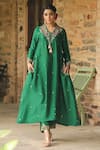 Buy_Label Niti Bothra_Green Silk Base Embroidered Sequin V-neck Zardozi Kurta With Palazzo _at_Aza_Fashions