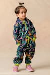 Buy_Momkidsfashion_Blue Scuba Forest Print Zipper Hoodie Jacket With Joggers _Online_at_Aza_Fashions