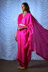 Shop_Pink City by Sarika_Pink Silk Printed Bandhani V Neck Pre-draped Saree With Blouse _at_Aza_Fashions