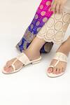 Tic Tac Toe Footwear_Beige Applique Amber Slip On Kolhapuri Flats_Online_at_Aza_Fashions