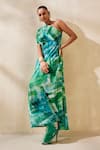 Buy_Ankita Dharman_Green Chiffon Abstract One Shoulder Nada Pattern Kaftan _at_Aza_Fashions