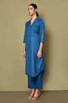 Samyukta Singhania_Blue Cotton Solid Stand Collar V Curved Hem Kurta With Pant _at_Aza_Fashions